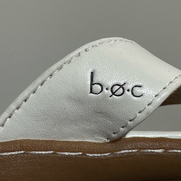 Born Thong Sandals, Women's size 8 - Picture 5 of 6